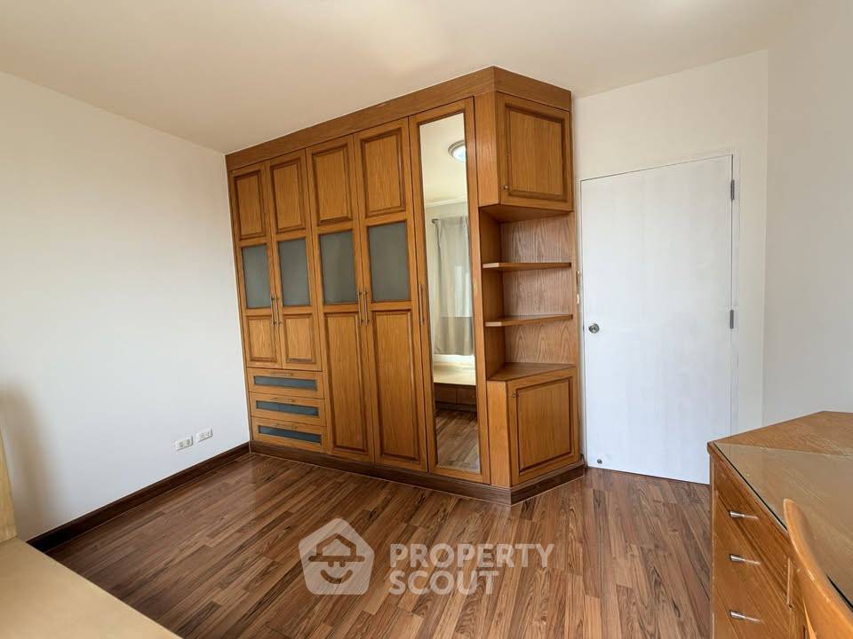 picture 200m From BTS Phra Khanong | 2-BR Sukhumvit Plus Condo (ID 3447900) - 11/13
