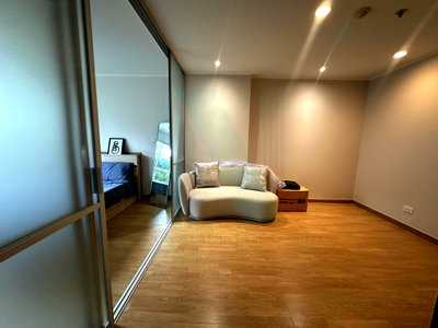 Condos for sale : For Sell Condo U DELIGHT @ HUAY KWANG STATION Building D, Floor 1,1 bed room, Room size 32 sqm
