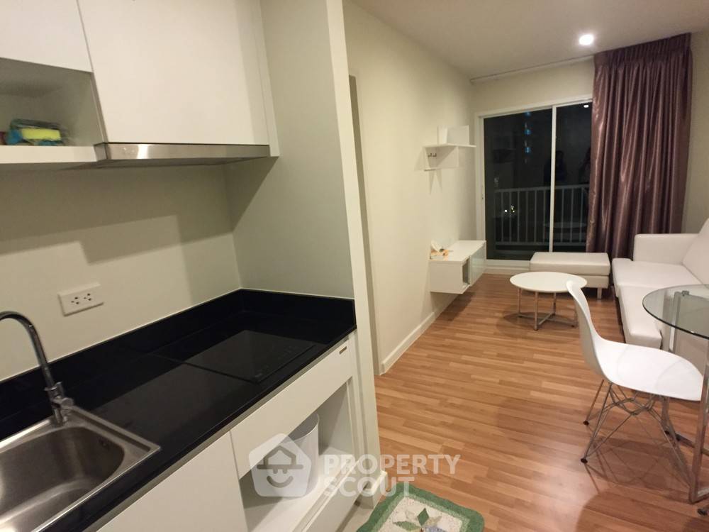 picture 1-BR 33 Sqm At V Condo, Lam Prathew Lat Krabang (ID 385646) - 3/6
