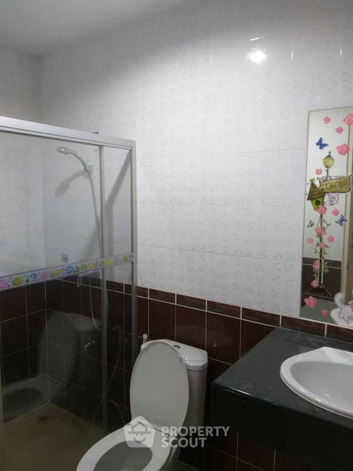 รูป ทาวน์เฮาส์ 4 ห้องนอน บ้านทรัพย์รุ่งเรืองซิตี้ ใกล้ BTS เคหะ (ID 3439676) - รูปที่ 9/10