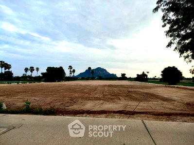 Land for sale Petchburi : 8,544 m² Land for Sale in Cha-Am (ID 3448058)