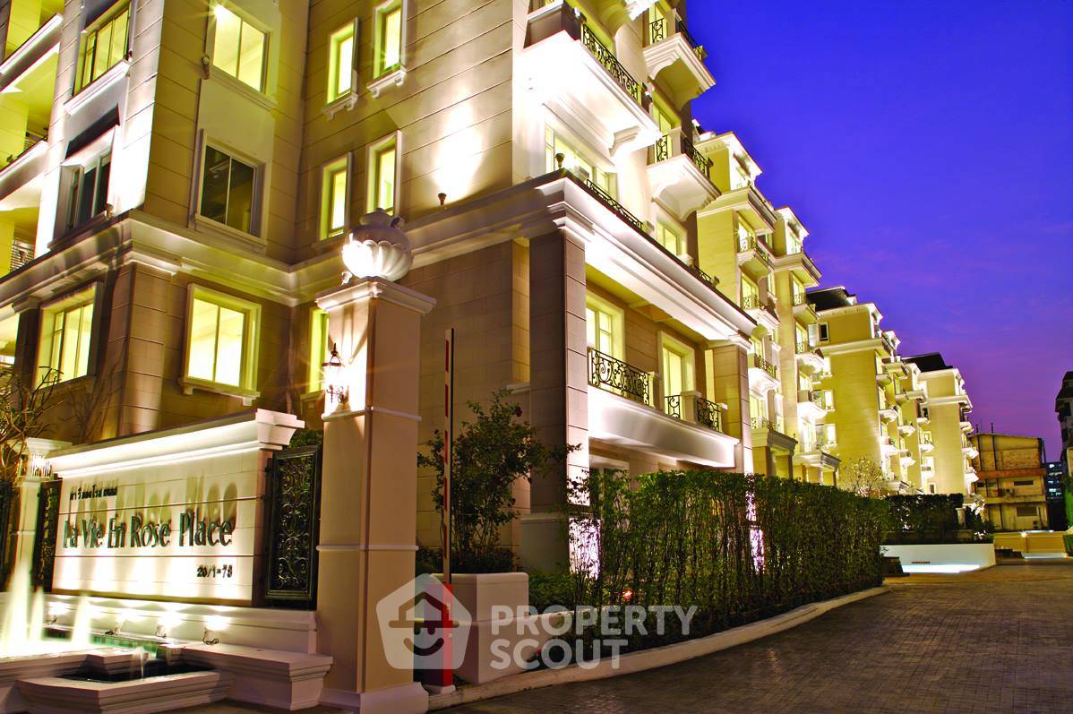 รูป คอนโด 2 ห้องนอน La Vie En Rose Place ใกล้ BTS ทองหล่อ (ID 1403826) - รูปที่ 5/7