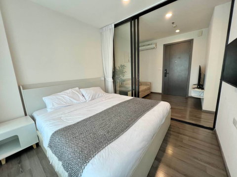 AS2400 ให้เช่าคอนโด The Base Park West สุขุมวิท 77 ห้องสวย พร้อมเครื่องใช้ไฟฟ้า เฟอร์นิเจอร์ครบ
