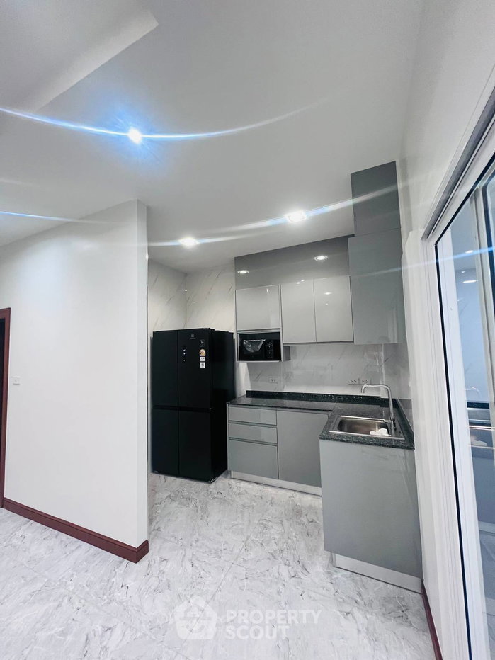 picture Spacious 4-BR 360 Sqm Townhouse At Esta Home Rama 3 (ID 3446206) - 3/13