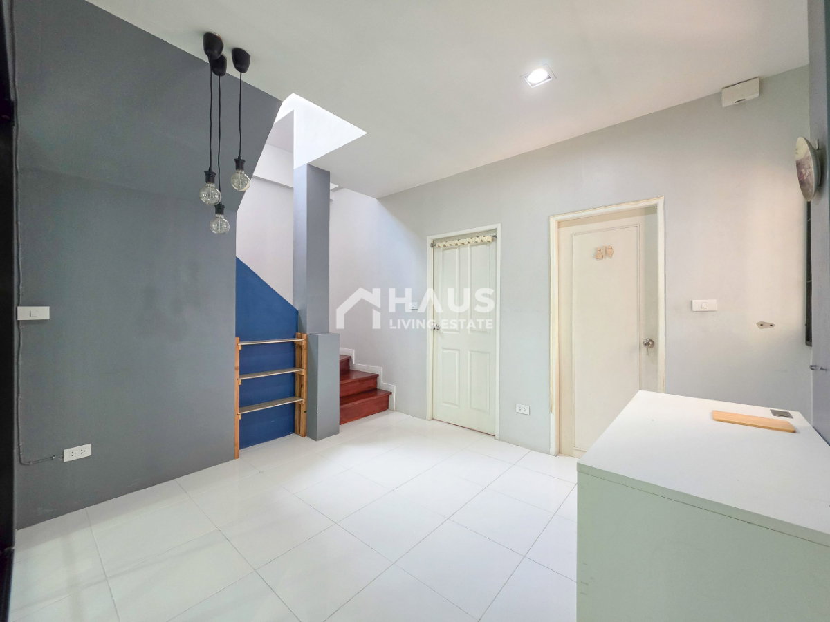 picture Thanasiri Pinklao - Ratchapruek / 3 Bedrooms #HRP2115 - 6/22