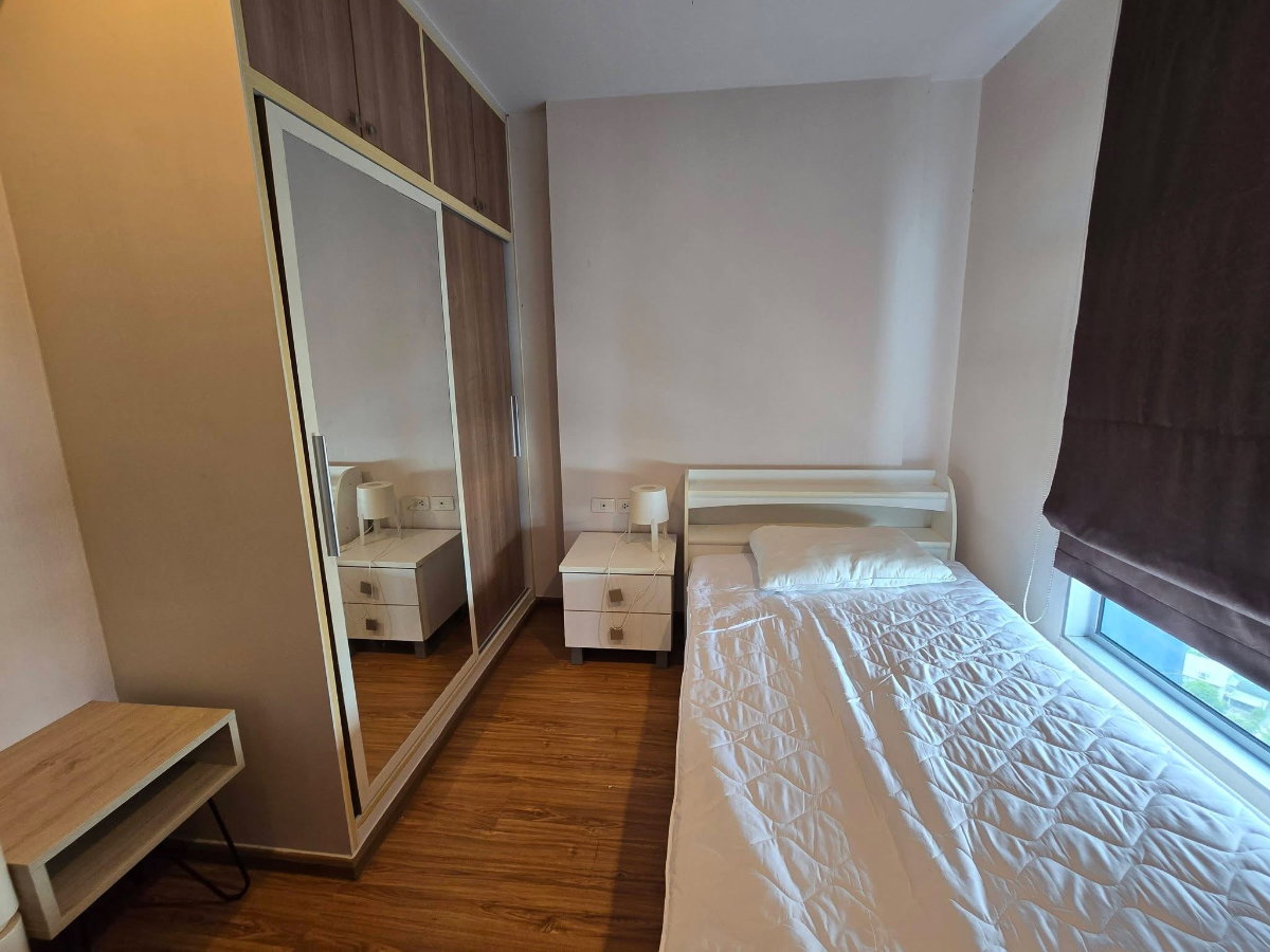 picture Available now! Ready to move in 🥰 28,000 THB/month at The Base Sukhumvit 77 📌 Near BTS On Nut. Line ID: katk03 - 6/12