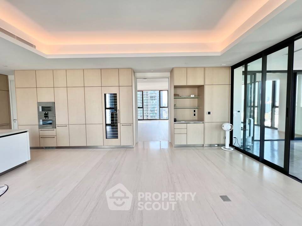 picture 4-BR 415 Sqm At SCOPE Thonglor, 10m To BTS Thong Lor (ID 2565466) - 3/13