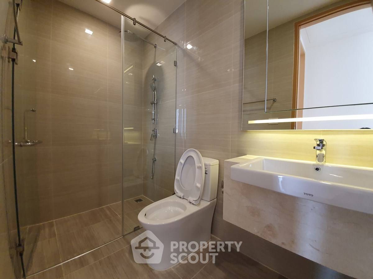 picture 21st-Floor 2-BR Condo At Noble Be 33 Near BTS Phrom Phong (ID 3448775) - 27/28