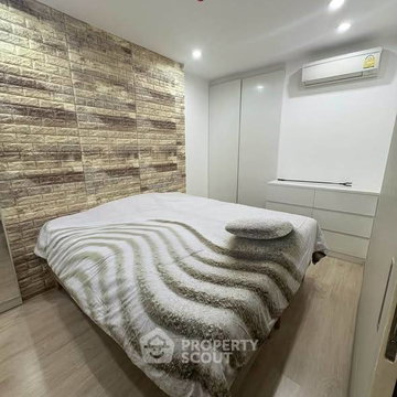 1-BR Condo At Ideo Q Chula Samyan Near MRT Sam Yan (ID 3448178)