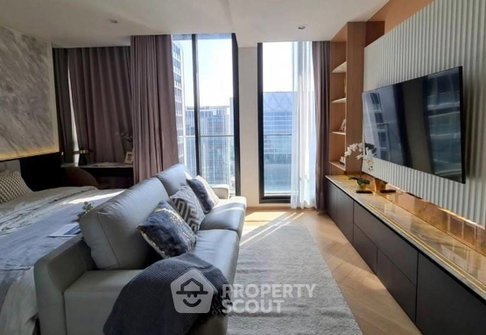 1-BR Condo at Noble Ploenchit near BTS Phloen Chit (ID 2627270)