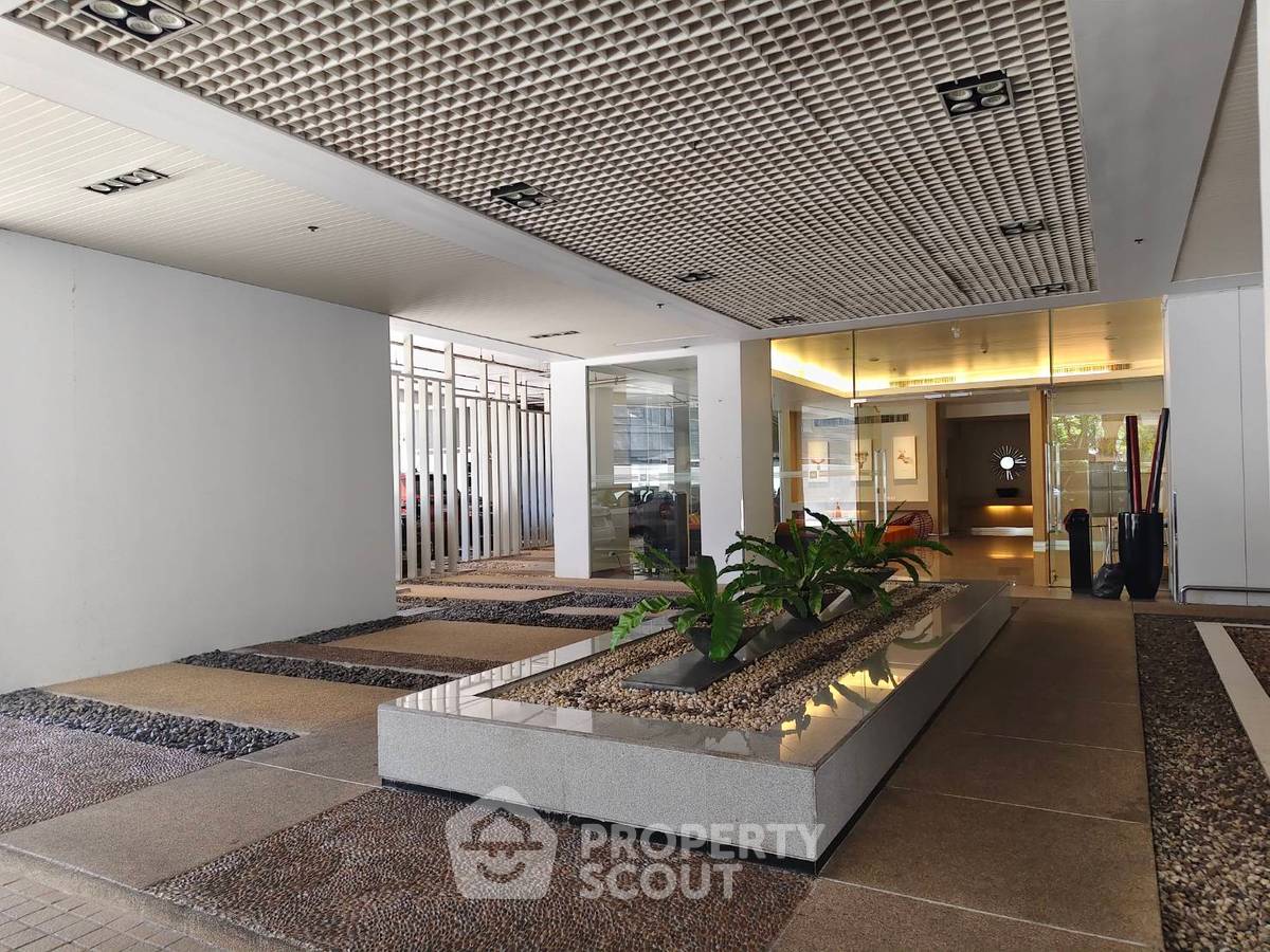 picture 2-BR Condo at Condo One X Sukhumvit 26 near BTS Phrom Phong (ID 3450068) - 8/8