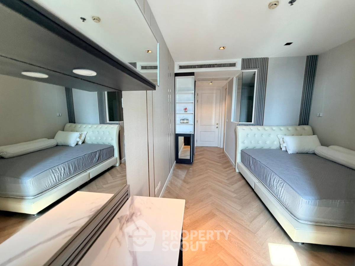 picture 2-BR Condo at Athenee Residence near BTS Phloen Chit (ID 2939636) - 8/10