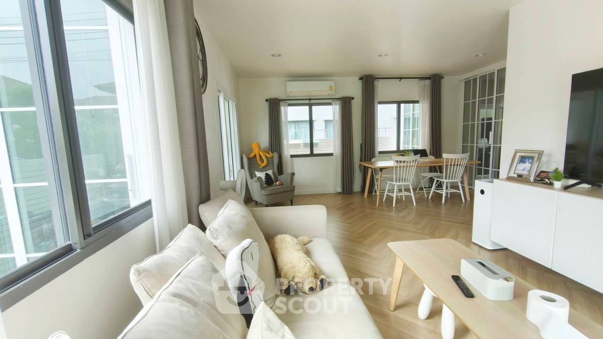 รูป บ้าน 3-ห้องนอน ที่ เพฟ ประชาอุทิศ 90 ใน ในคลองบางปลากด (ID 3447556) - รูปที่ 2/26