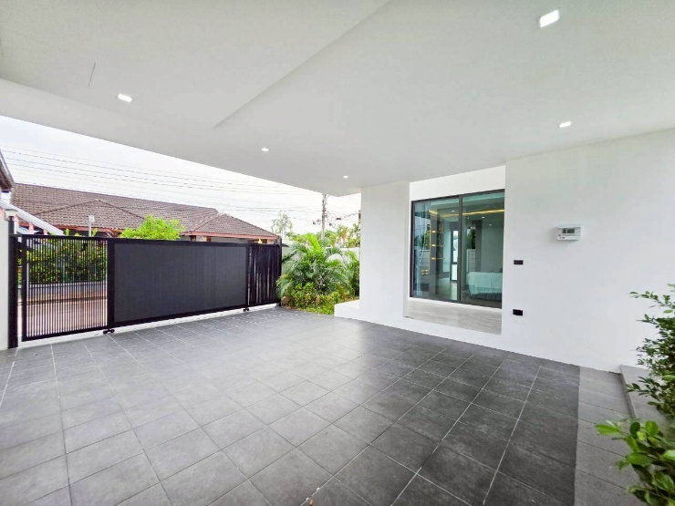 รูป ขายบ้านเดี่ยวสร้างใหม่ สไตล์โมเดิร์น ทรอปิคอล พัทยา - รูปที่ 8/66