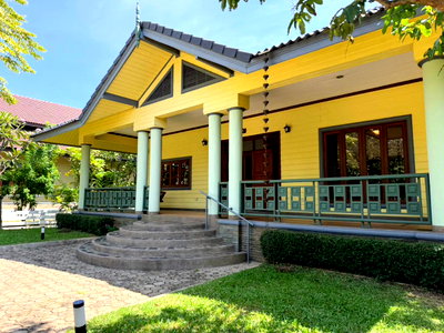 เช่าบ้านเดี่ยว ม.เชียงใหม่ : 🏡 บ้านให้เช่า ใกล้นิมมาน เนื้อที่เยอะ พร้อมเฟอร์นิเจอร์ ในตัวเมือง ทำเลดีมาก เดินทางสะดวก ใกล้นิมมาน มหาวิทยาลัยเชียงใหม่ โรงพยาบาล ร้านสะดวกซื้อ