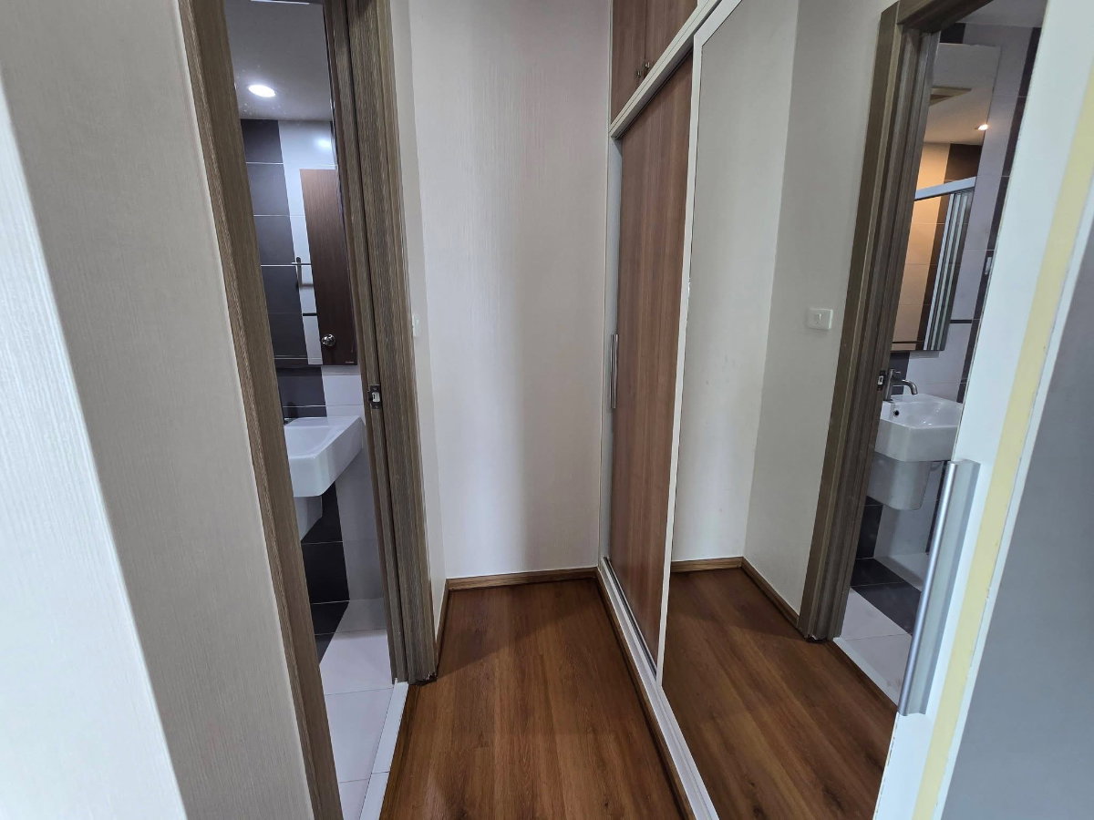 picture Available now! Ready to move in 🥰 28,000 THB/month at The Base Sukhumvit 77 📌 Near BTS On Nut. Line ID: katk03 - 7/12