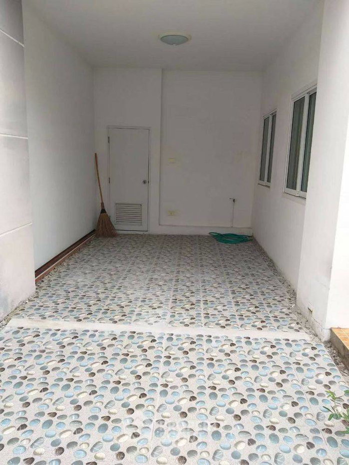 รูป ทาวน์เฮาส์ 4 ห้องนอน บ้านทรัพย์รุ่งเรืองซิตี้ ใกล้ BTS เคหะ (ID 3439676) - รูปที่ 2/10