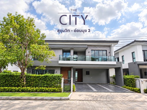 A brand-new luxury home designed for a growing family—no need to leave the city. Offering the perfect balance of “Scale, Privacy, and City Connection,