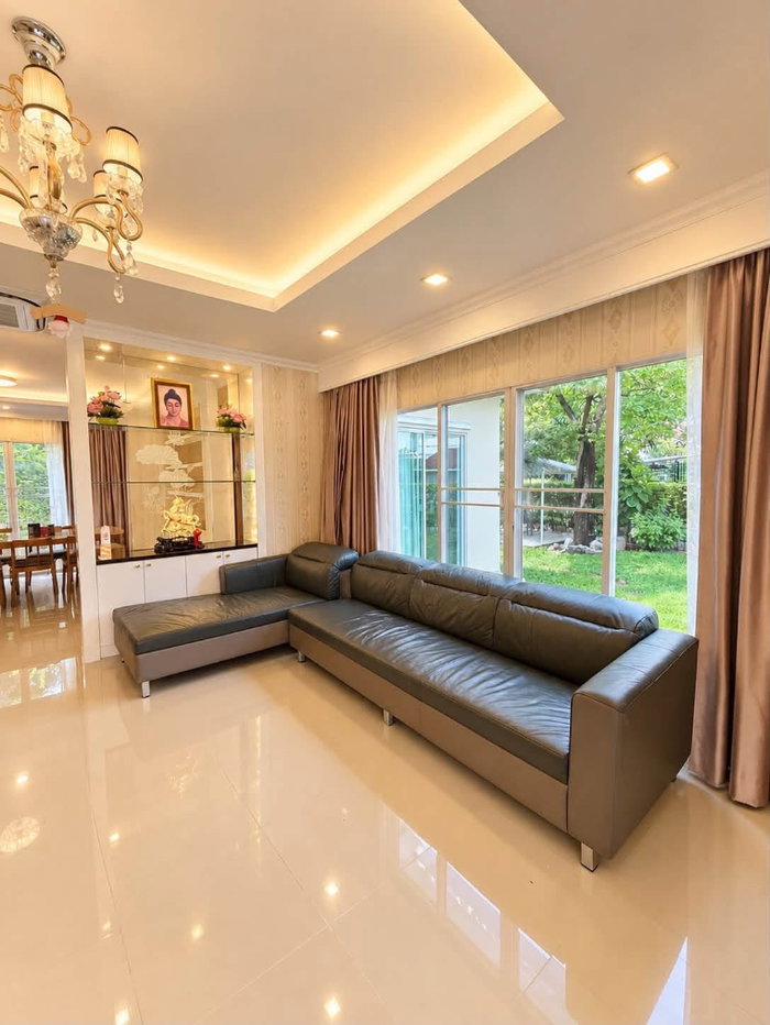 รูป บ้านเดี่ยวหมู่บ้านเดอะแกรนด์ พระราม 2  พื้นที่ 98.80 ตรว. พื้นที่ใช้สอย 260 ตรม.  หลังมุมในสุด สงบ เป็นส่วนตัวมาก เพื่อนบ้านดีมากๆ - รูปที่ 11/17