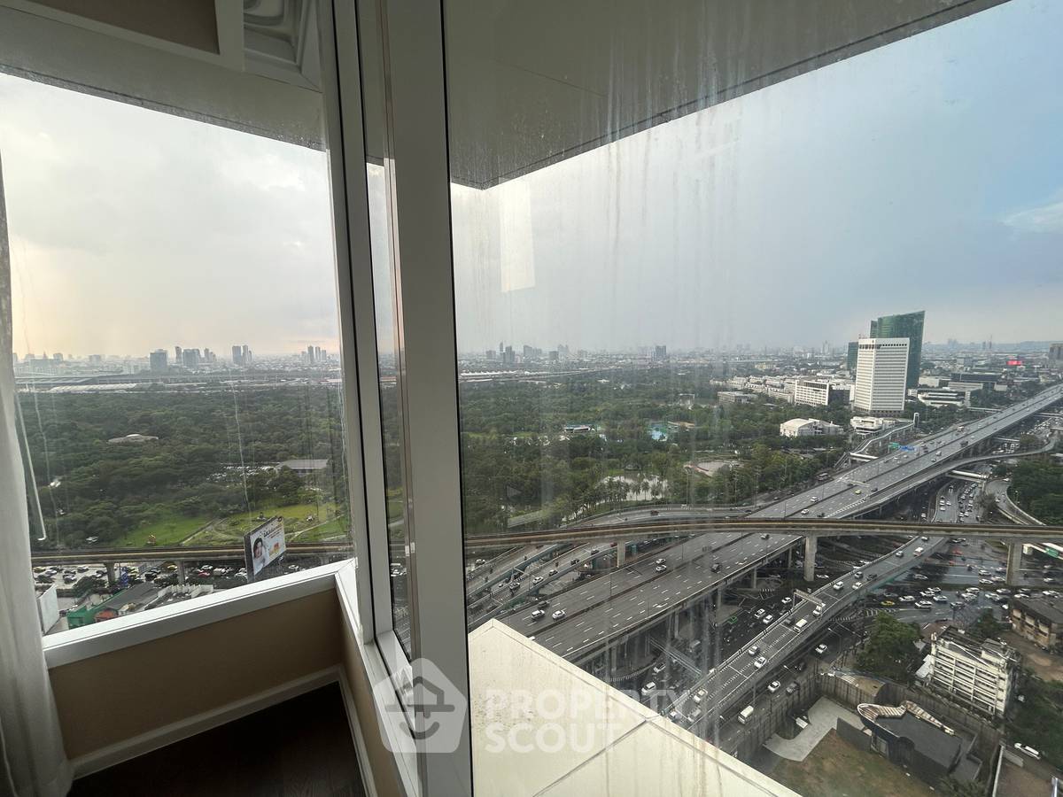picture 100m To MRT Phahon Yothin, 29th-Floor 2-BR At The Saint Residences (ID 3452704) - 21/32