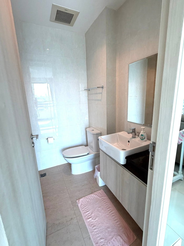 รูป ST839/ให้เช่า คอนโด Renovated ใหม่ The Lofts Yennakart (เดอะ ลอฟท์ เย็นอากาศ) - รูปที่ 5/12