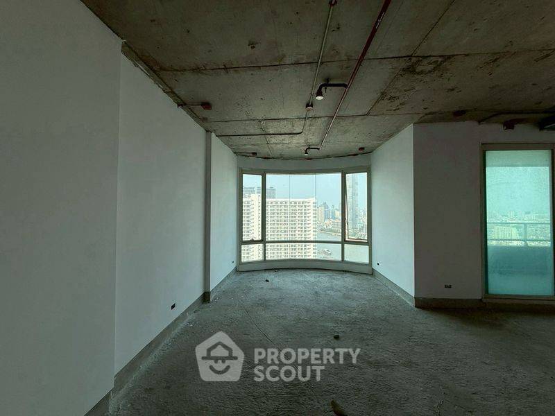 picture Spacious 3-BR 243 Sqm Watermark Chaophraya Near BTS Krung Thon Buri (ID 3452239) - 15/20