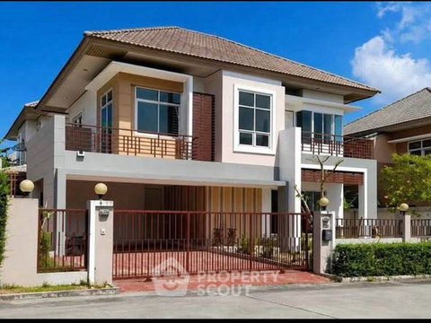 Spacious 3-BR House 226 Sqm At Coco Hill, Si Racha (ID 3451537)