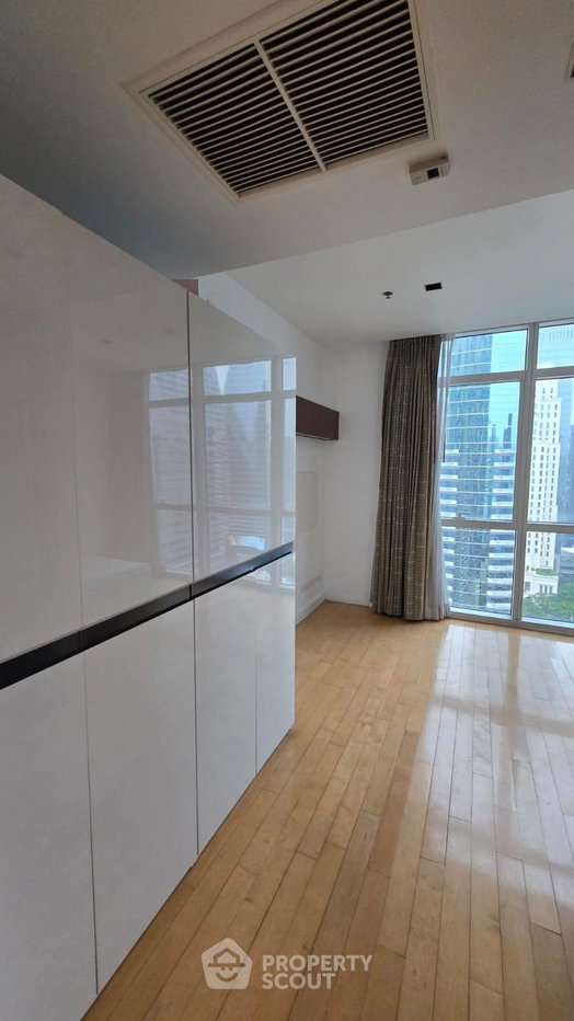 picture 23rd-Floor 3-BR 210 Sqm Athenee Residence Near BTS Phloen Chit (ID 2228805) - 11/21