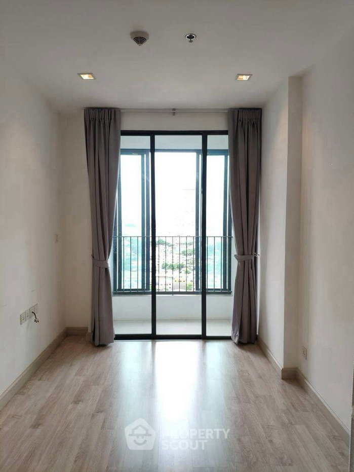 รูป คอนโด 1-ห้องนอน ที่ ไอดีโอ โมบิ สาทร ใกล้ BTS กรุงธนบุรี (ID 3452233) - รูปที่ 4/12