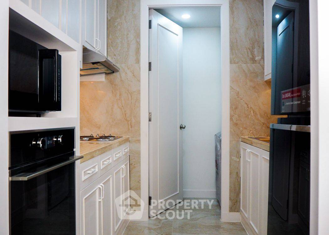 picture 2-BR Condo at Wilshire near BTS Phrom Phong (ID 789904) - 9/13