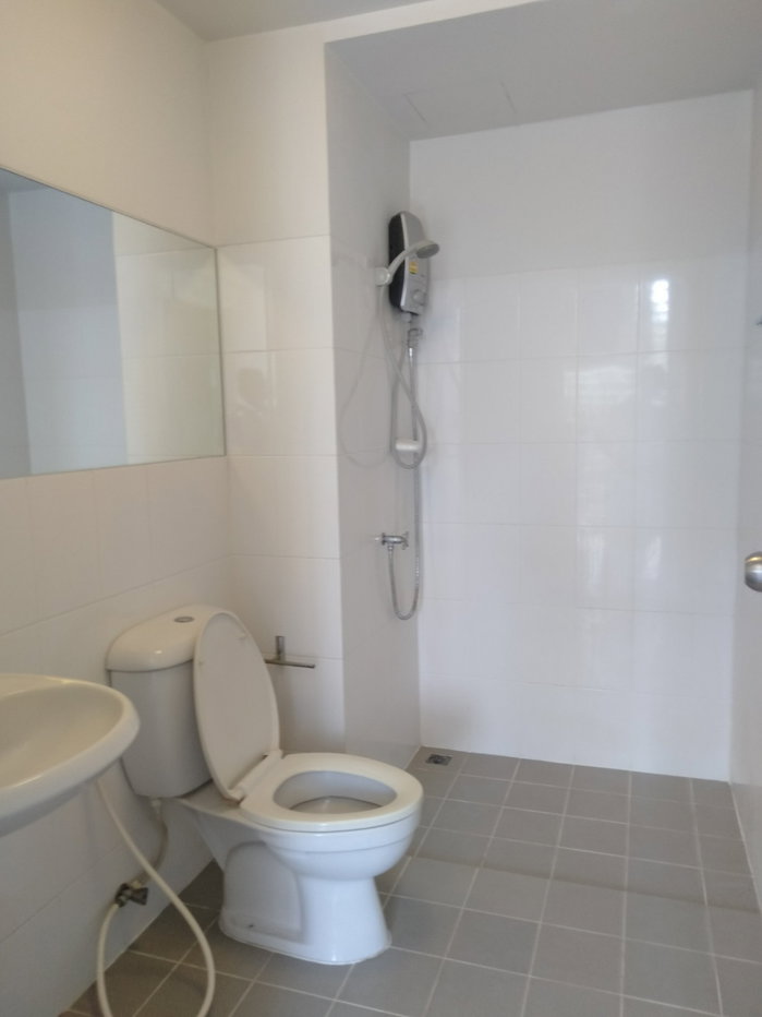 picture Condo for rent: Plum Condo Nawamin, located right next to Lotus’s Nawamin. - 4/8