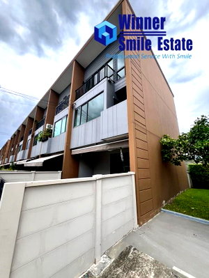 โฮมออฟฟิศ กรุงเทพมหานคร : ขาย ทาวน์โฮม 3 ชั้น บ้านกลางเมือง สุขุมวิท - อ่อนนุช 70/1 ถนนเมน หลังมุม ต้นซอย 