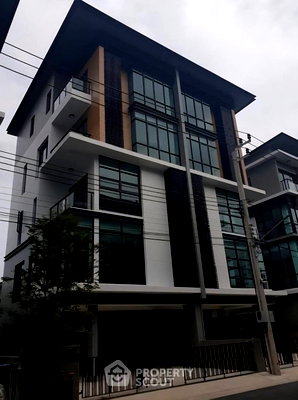 Townhouses for rent Prasert Manukit Road : 5-BR 480 Sqm Townhouse For Rent At Premium Place Kaset - Nawamin (ID 3448656)