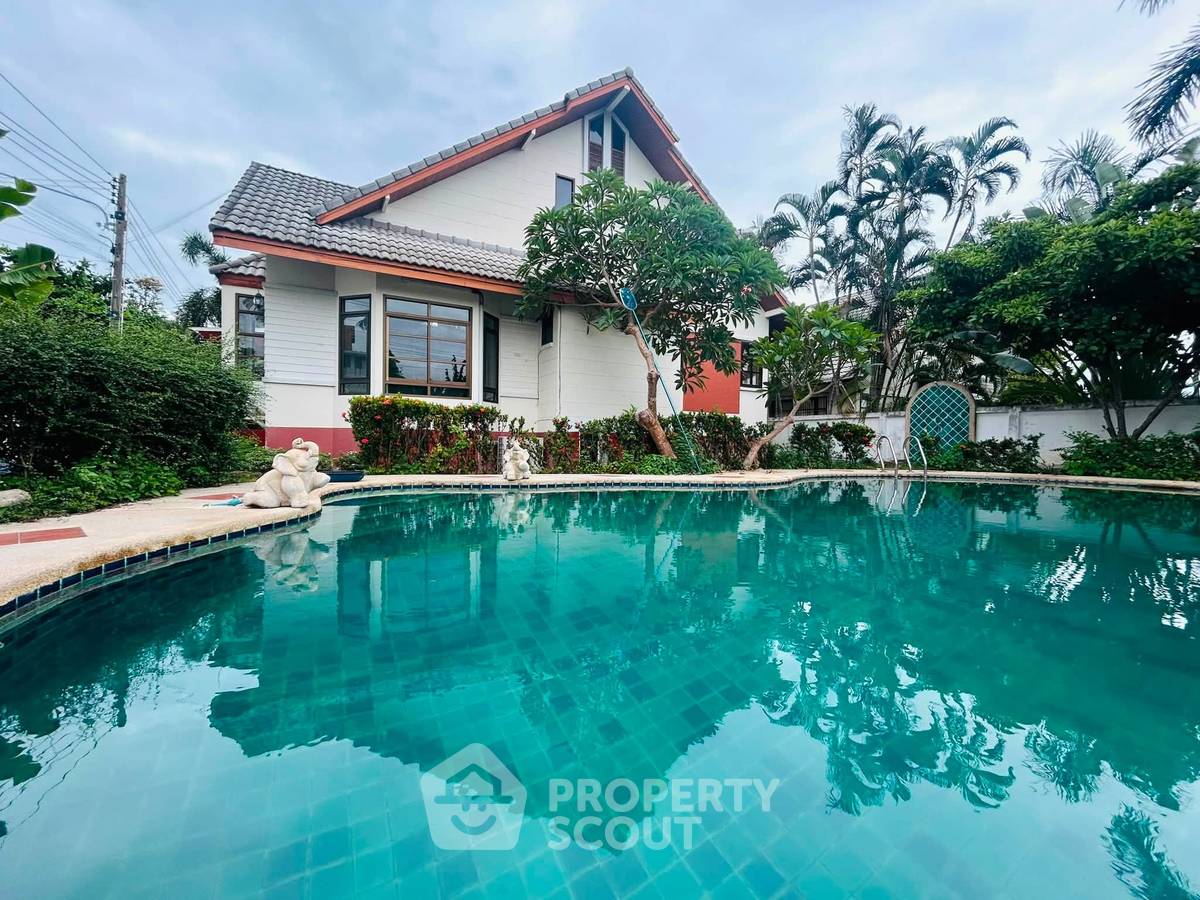 รูป บ้าน 3 ห้องนอน ขนาด 650 ตร.ม. ขายย่านพัทยาตะวันออก (ID 3452426) - รูปที่ 1/18