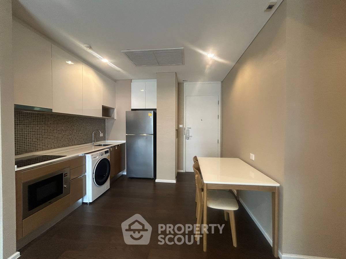 picture 28th-Floor 2-BR The Saint Residences Near MRT Phahon Yothin (ID 3452712) - 6/20