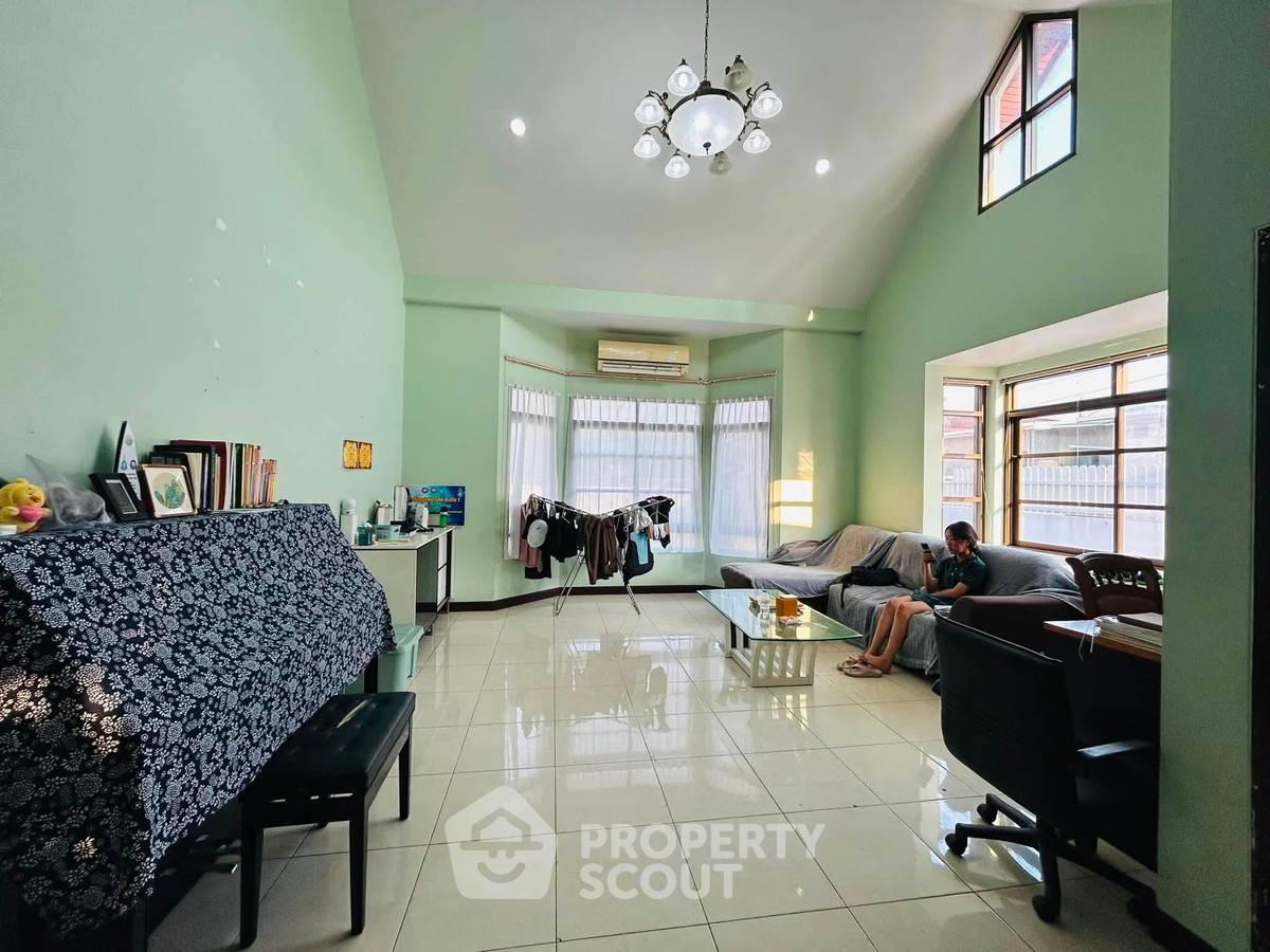 รูป บ้าน 3 ห้องนอน ขนาด 650 ตร.ม. ขายย่านพัทยาตะวันออก (ID 3452426) - รูปที่ 14/18