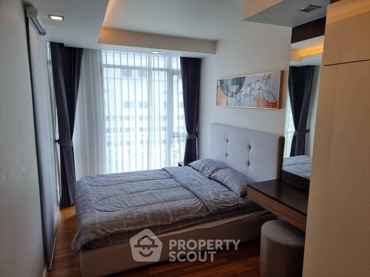 picture 1-BR Condo At Focus Ploenchit Near BTS Nana (ID 3450437) - 2/8