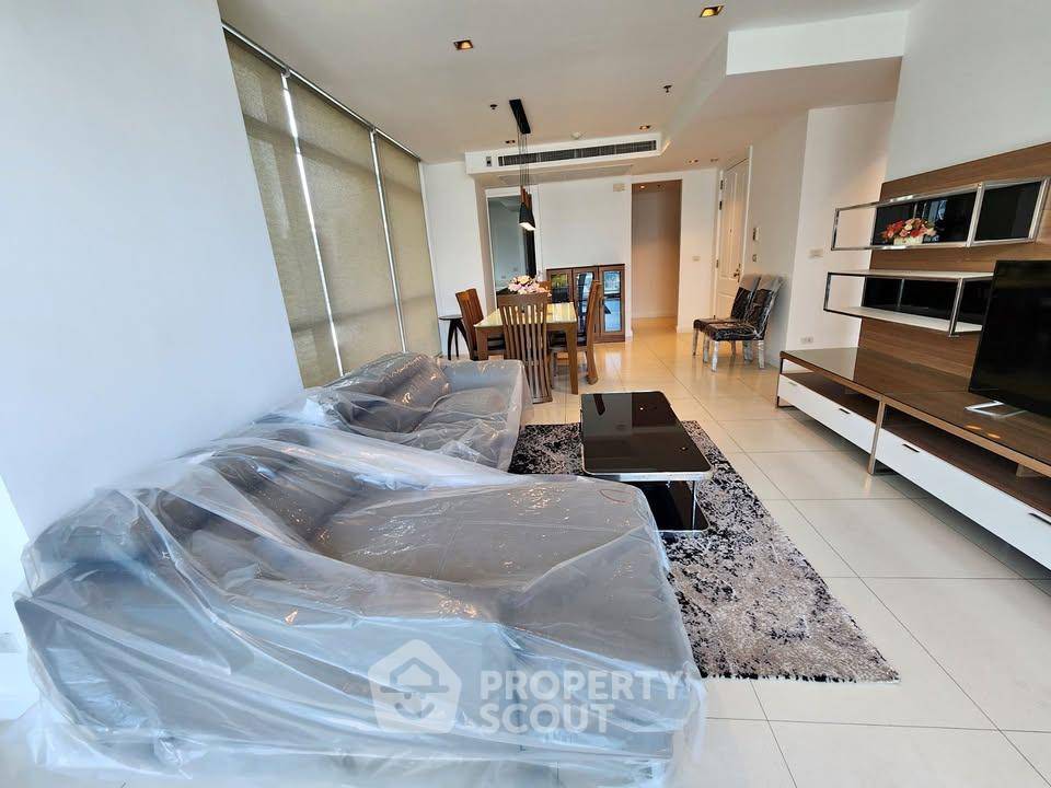 picture 2-BR Condo at Athenee Residence near BTS Phloen Chit (ID 3106304) - 1/15