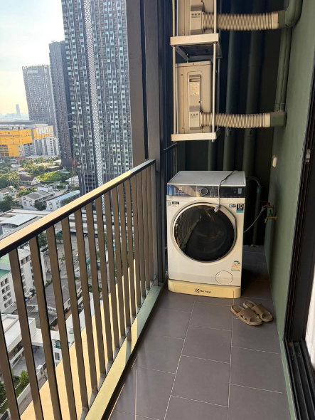 picture P-019 💢 For rent: 18,000 THB 🌵🌈 37.5 sqm. 🔑 The Line Phaholyothin Park 🌈 21st floor, corner unit - 6/7