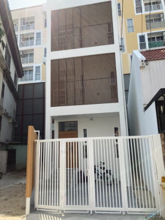 รูป ขายบ้านเดี่ยว 3 ชั้น 25.4 ตรว. สุขุมวิท 71 ปรีดีพนมยงค์ 42 | 4 นอน 3 น้ำ | 10.5 ล้านบาท | บ้านสร้างเอง - รูปที่ 4/24