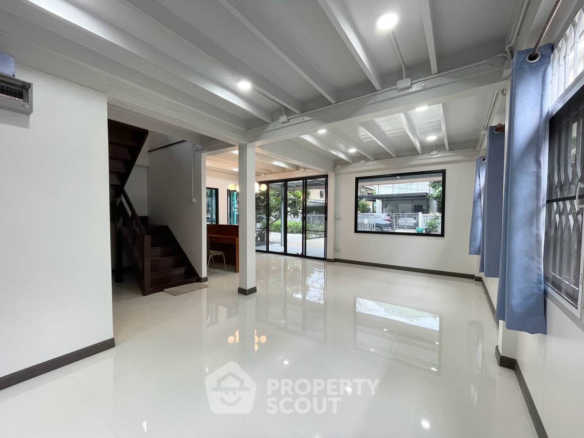 picture 2-BR House In Thung Song Hong, Lak Si, Bangkok (ID 3448436) - 4/27
