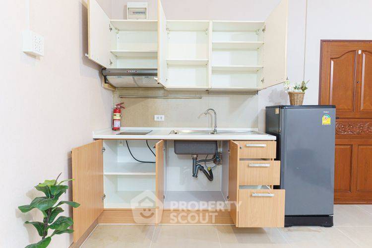 picture 1-BR Condo at Klang Krung Resort (Ratchada 7) near MRT Huai Khwang (ID 3448836) - 12/16