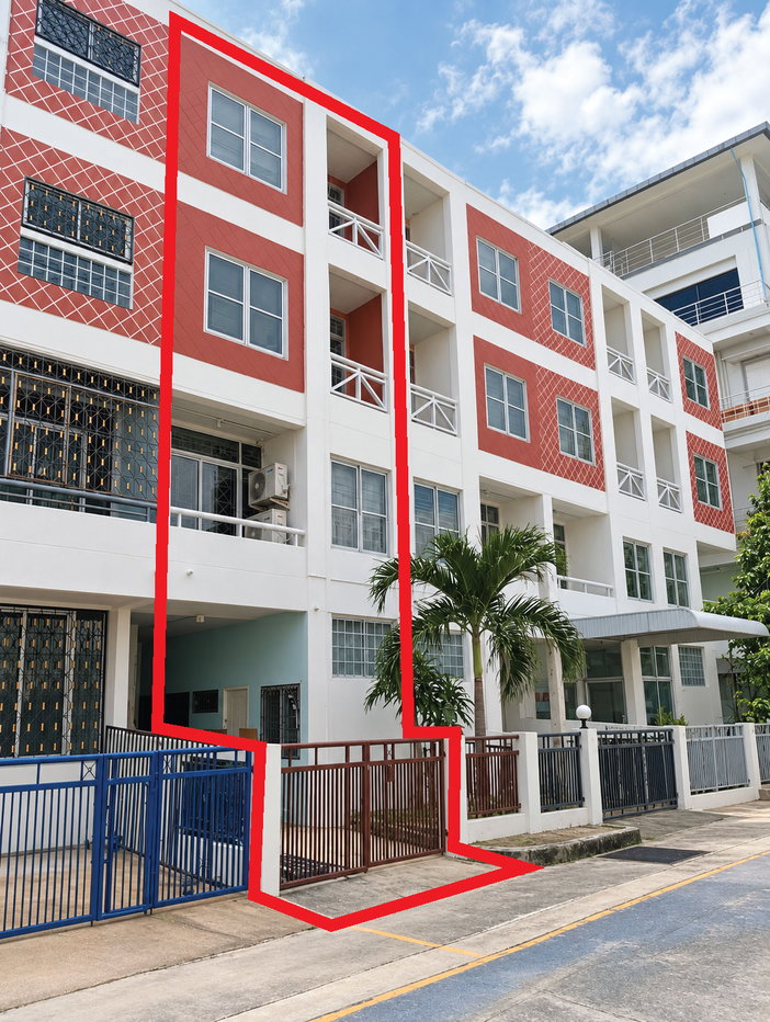 รูป ทาวน์โฮมติดถนนพัฒนาการ ทาวน์โฮม 4 ชั้น 20 ตรว. 5 ห้องนอน 4 ห้องน้ำ หน้ากว้าง 5 ม. ลึก15 ม. - รูปที่ 1/5