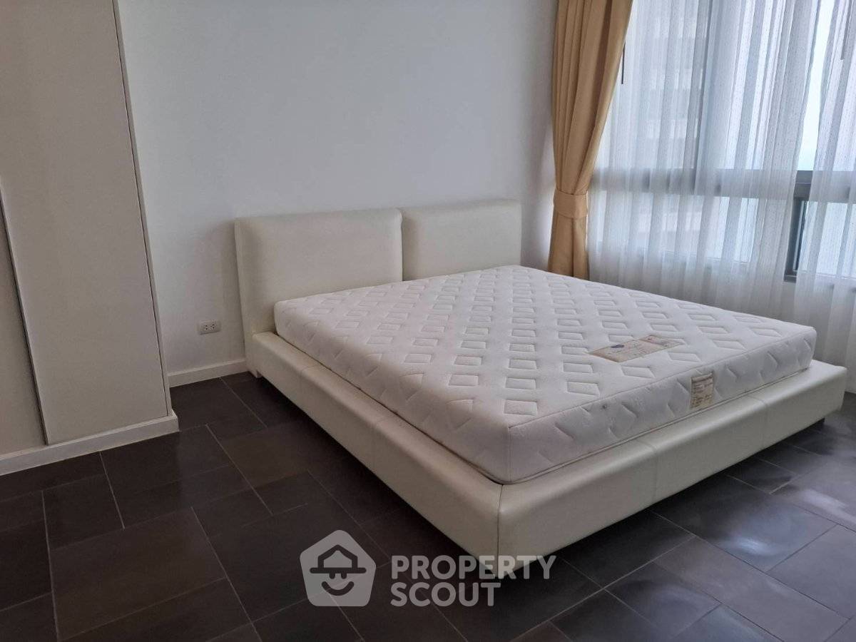 picture 2-BR Condo at Southpoint Pattaya close to Phratamnak (ID 3453497) - 1/8