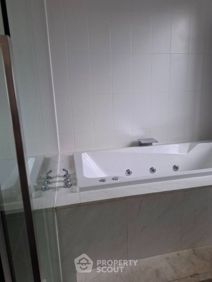 picture 2-BR Condo at Southpoint Pattaya close to Phratamnak (ID 3453497) - 7/8