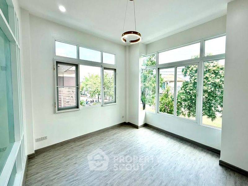 รูป บ้าน 4 ห้องนอน 382 ตร.ม. ใน Country Home Lake & Park ศรีราชา (ID 3451535) - รูปที่ 11/16