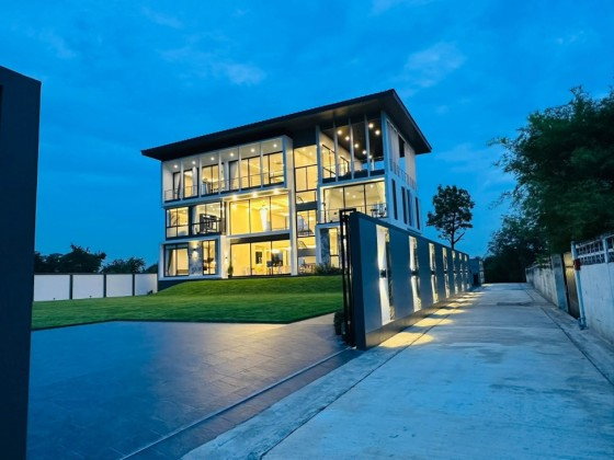 รูป ให้เช่าHome Office บ้านเดี่ยว 3.5 ชั้น ทำเล ย่าน ดอนเมือง / ซอยโกสุมรวมใจ 37 / อยู่อาศัย หรือ Home Office จดบริษัทได้ - รูปที่ 2/24