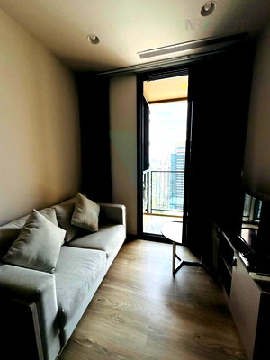 Condos for sale : For Sell Condo OKA HAUS SUKHUMVIT 36 Building 1, Floor 36,1 bed room, Room size 27 sqm