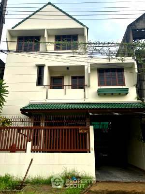 ทาวน์โฮม กรุงเทพมหานคร : ทาวน์เฮ้าส์ 4 ห้องนอน พื้นที่ 382 ตร.ม. ขายในประเวศ กรุงเทพฯ (ID 3453759)
