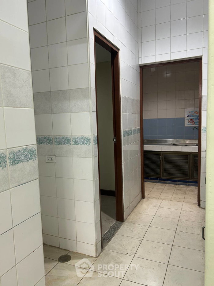 รูป ทาวน์เฮ้าส์ 4 ห้องนอน พื้นที่ 382 ตร.ม. ขายในประเวศ กรุงเทพฯ (ID 3453759) - รูปที่ 6/25